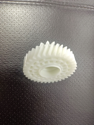 Custom White Gear Plastic Mould: pembuatan profesional, desain yang baik
